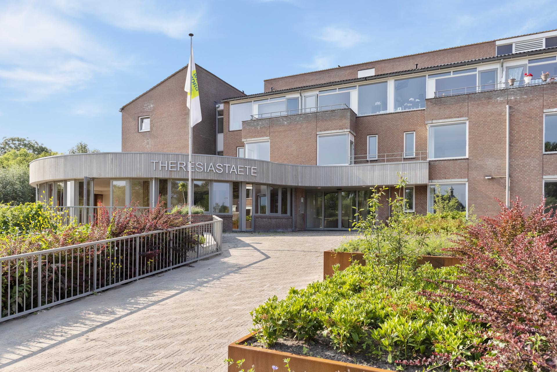 Theresia - Gezellenplein, 21 won. (zelf)